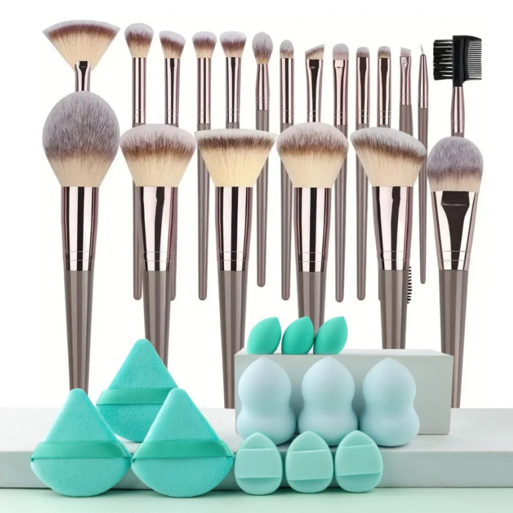 Beauty Blender, Powder Puff and Professional Brush Makeup Set