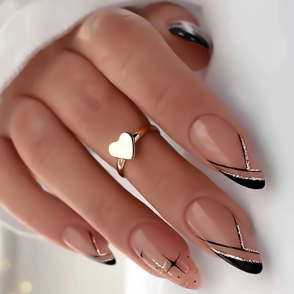 24Pcs Short Almond Press on Nails Y2K Star Diamond Designs