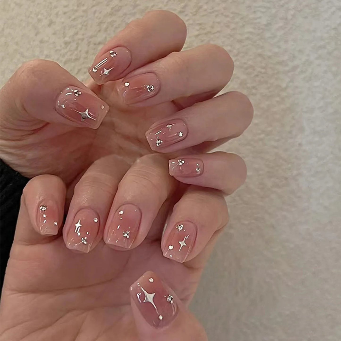 24Pcs Short Almond Press on Nails Y2K Star Diamond Designs
